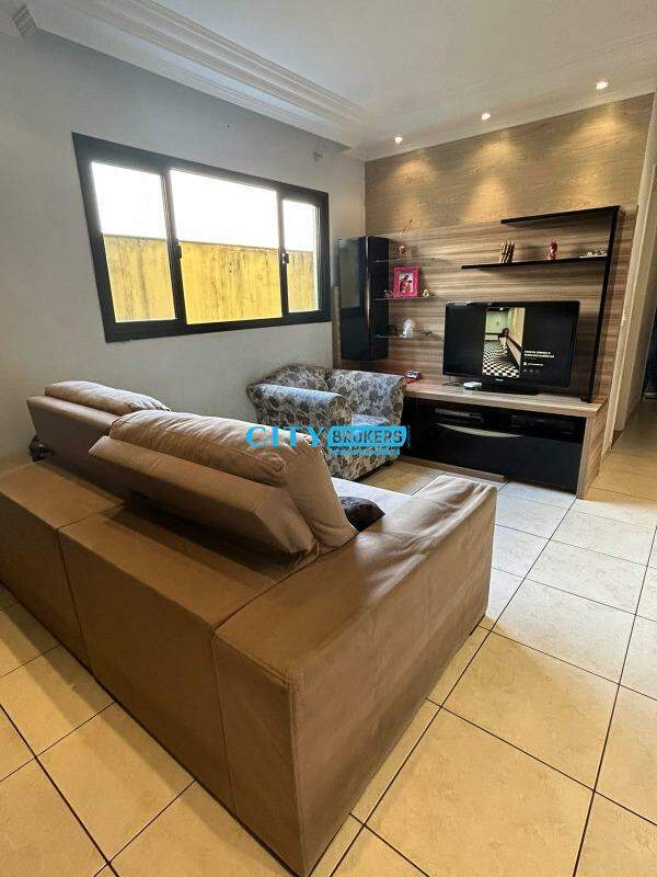 Apartamento à venda com 3 quartos, 107m² - Foto 1