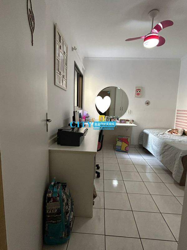 Apartamento à venda com 3 quartos, 107m² - Foto 9