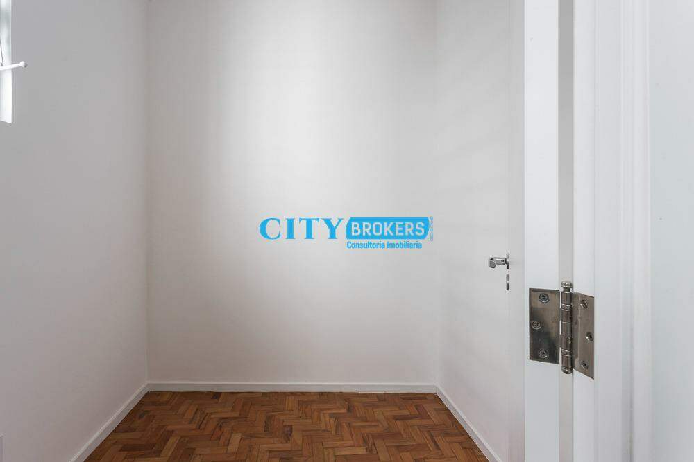 Apartamento à venda com 3 quartos, 209m² - Foto 17