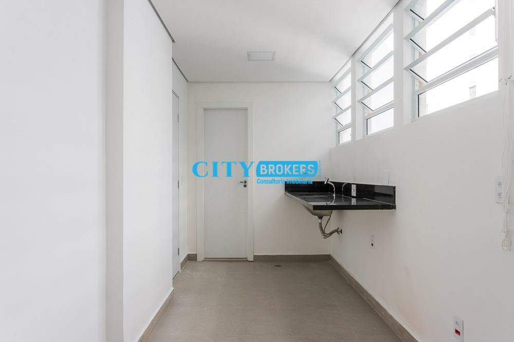 Apartamento à venda com 3 quartos, 209m² - Foto 18