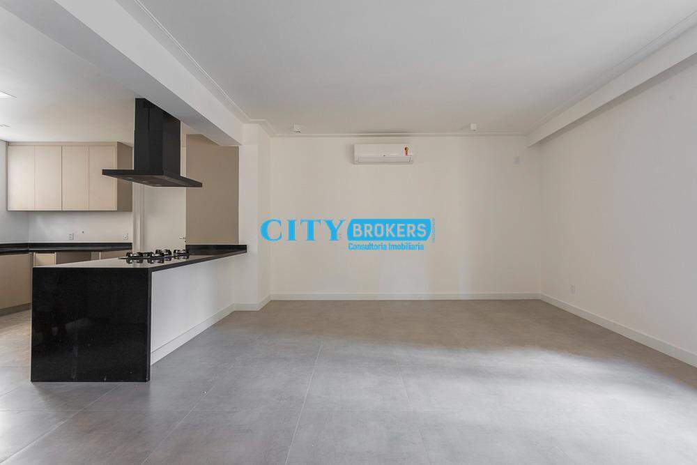 Apartamento à venda com 3 quartos, 209m² - Foto 14