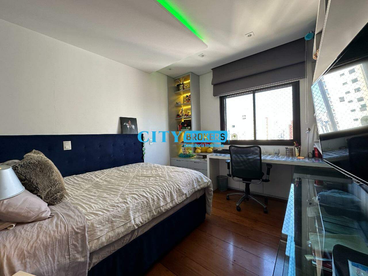 Apartamento à venda com 5 quartos, 374m² - Foto 11