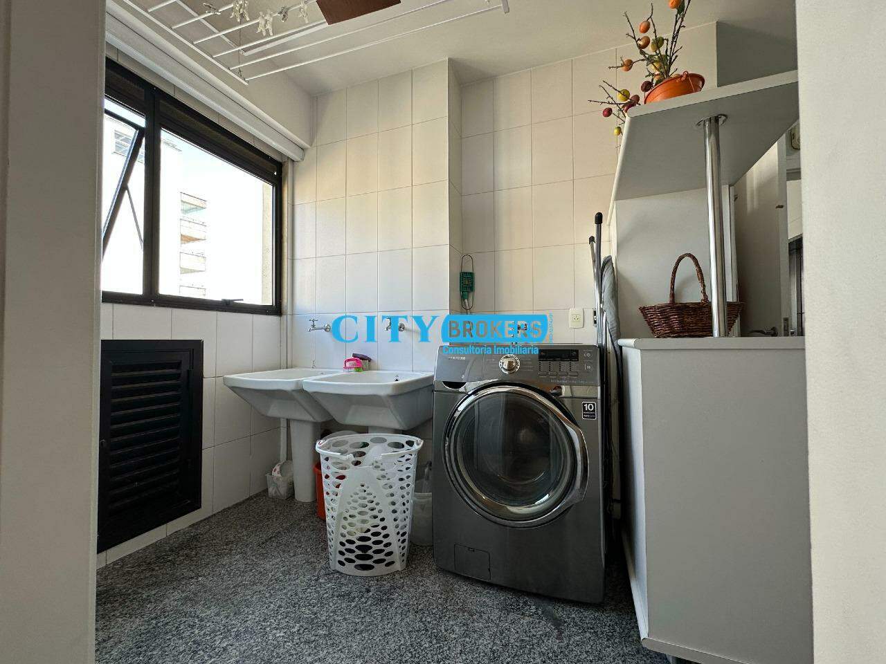 Apartamento à venda com 5 quartos, 374m² - Foto 8