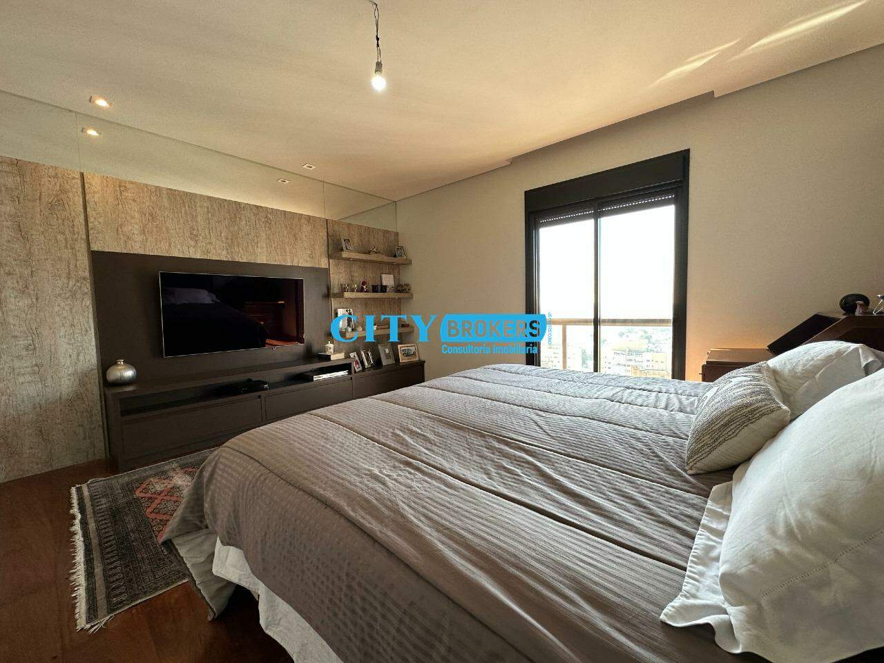 Apartamento à venda com 5 quartos, 374m² - Foto 16