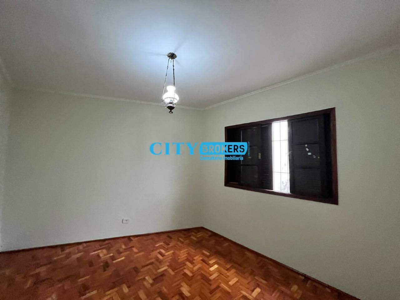 Casa à venda com 4 quartos, 180m² - Foto 13