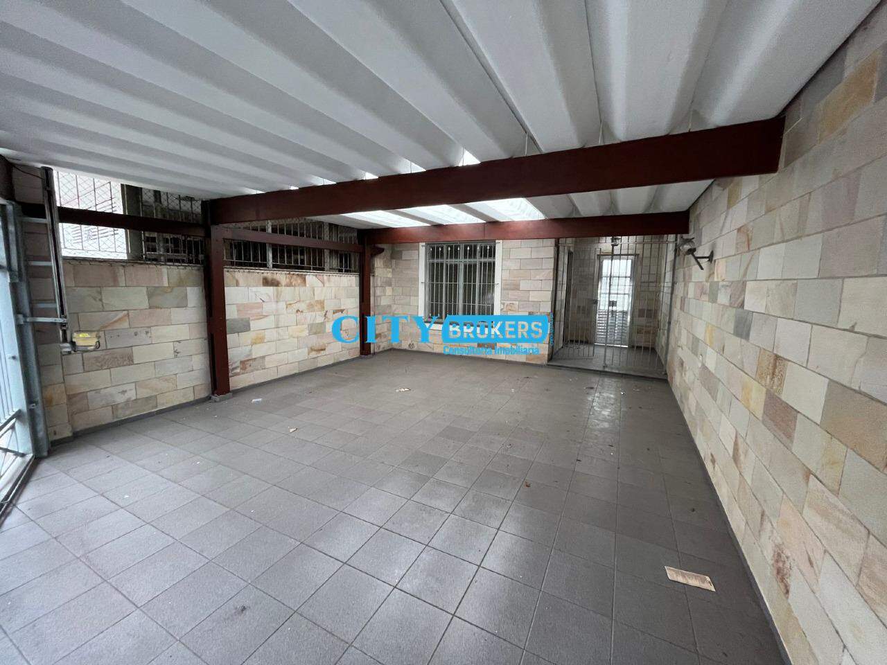 Casa à venda com 4 quartos, 180m² - Foto 4