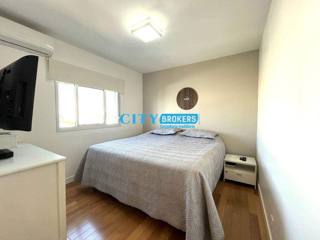 Apartamento à venda com 3 quartos, 140m² - Foto 9