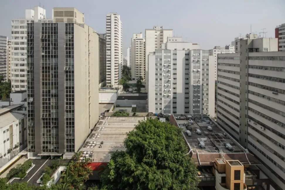 Apartamento à venda com 4 quartos, 240m² - Foto 8