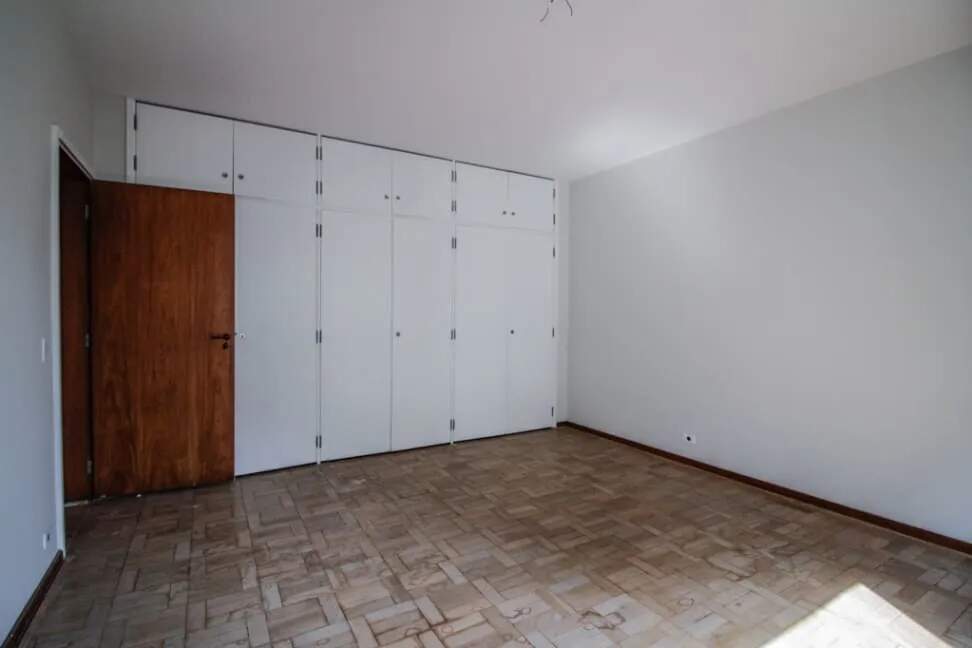 Apartamento à venda com 4 quartos, 240m² - Foto 7