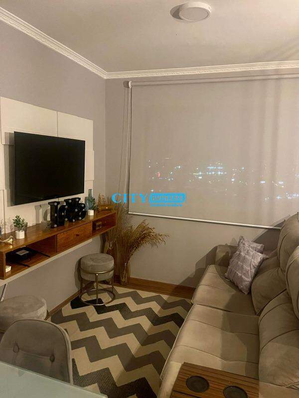 Apartamento à venda com 2 quartos, 49m² - Foto 4