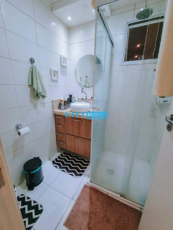 Apartamento à venda com 2 quartos, 55m² - Foto 13