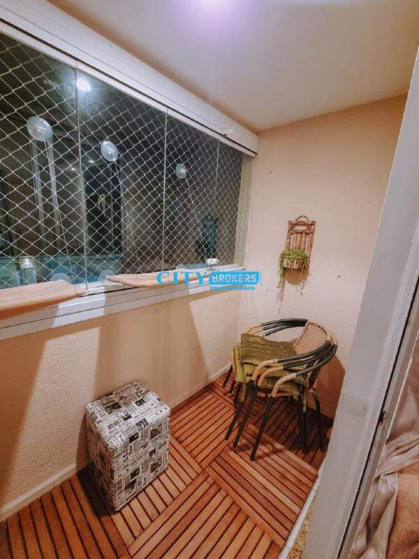 Apartamento à venda com 2 quartos, 55m² - Foto 2