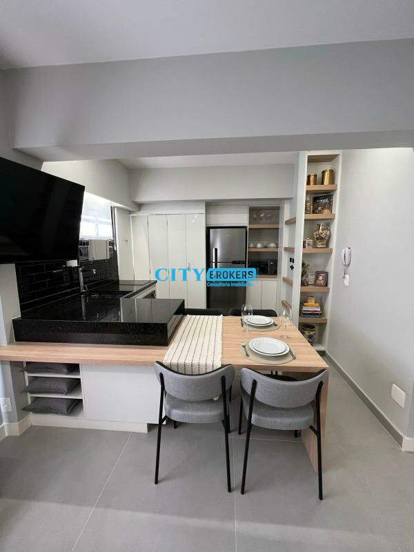 Apartamento à venda com 1 quarto, 56m² - Foto 2