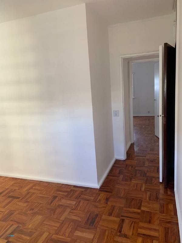 Apartamento para alugar com 3 quartos, 155m² - Foto 5