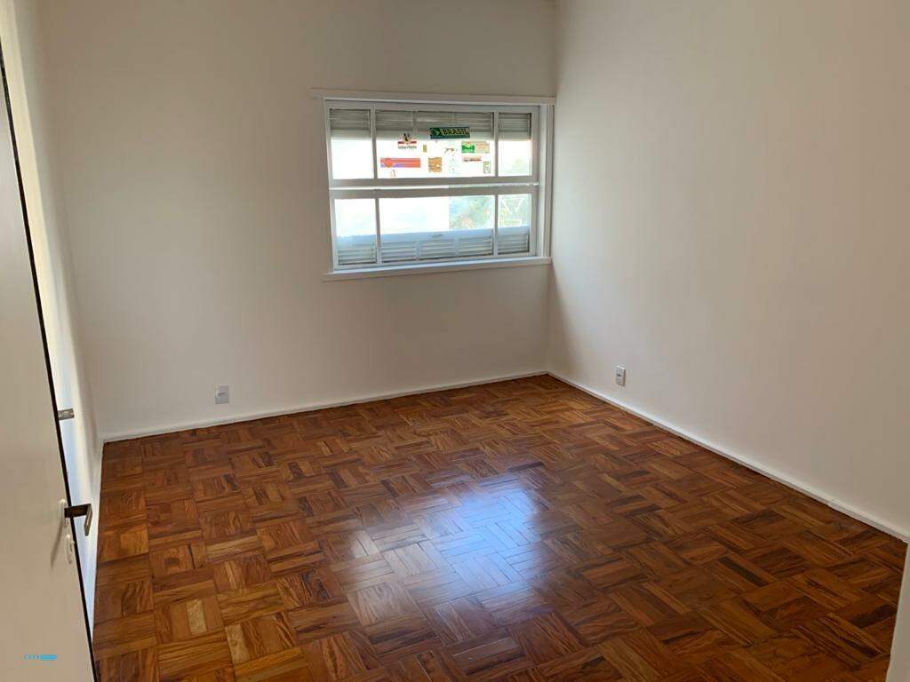 Apartamento para alugar com 3 quartos, 155m² - Foto 10