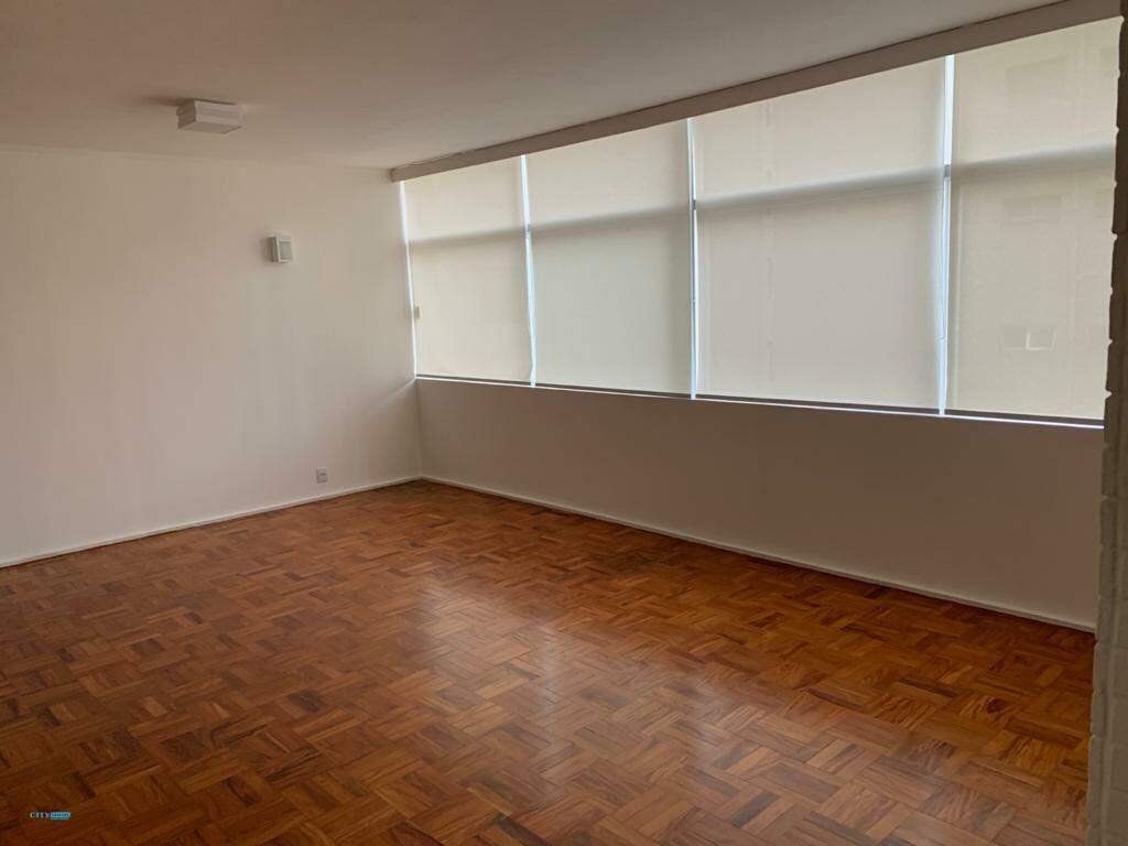 Apartamento para alugar com 3 quartos, 155m² - Foto 1