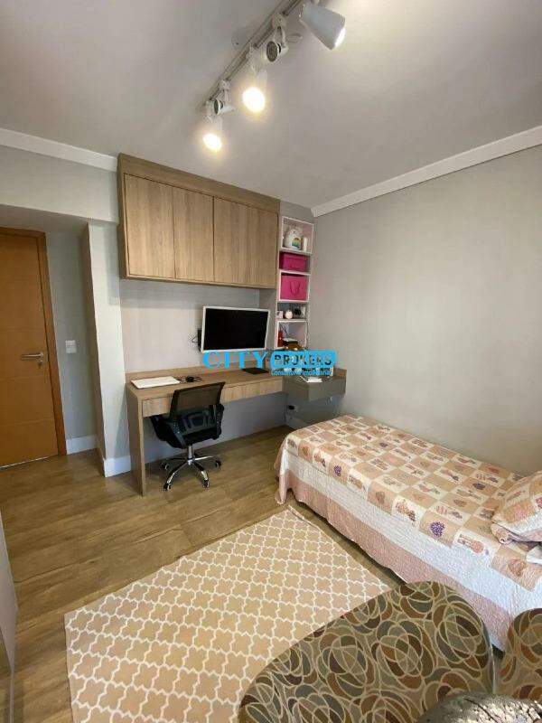 Apartamento à venda com 4 quartos, 169m² - Foto 17