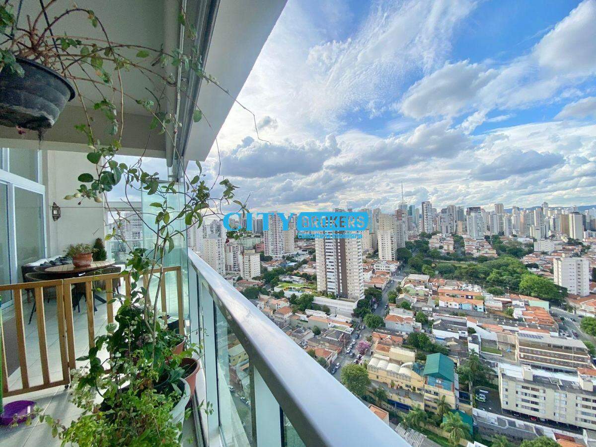 Apartamento à venda com 4 quartos, 214m² - Foto 3