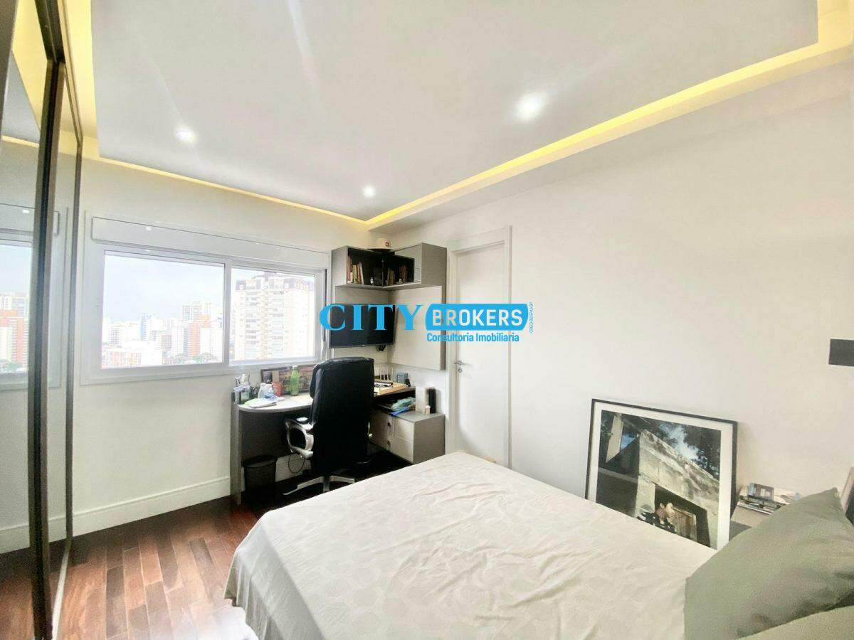 Apartamento à venda com 4 quartos, 214m² - Foto 11