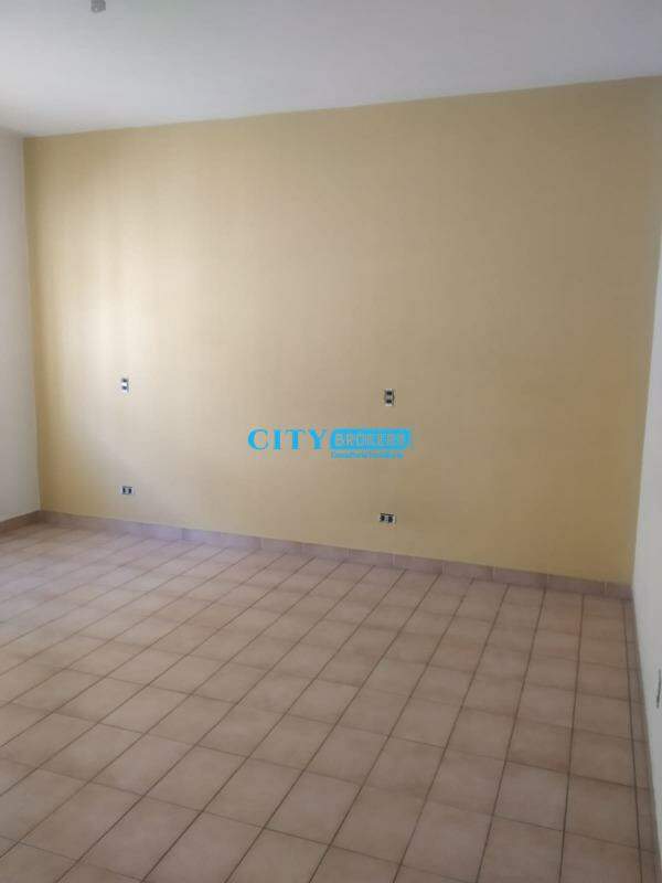 Casa para alugar com 2 quartos, 350m² - Foto 14