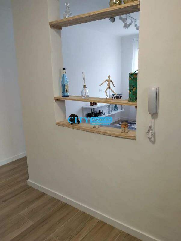 Apartamento à venda com 1 quarto, 35m² - Foto 2