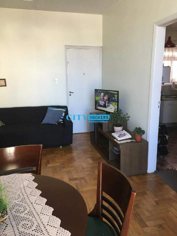 Apartamento à venda com 1 quarto, 45m² - Foto 4