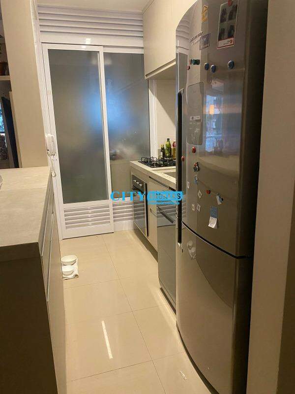 Apartamento à venda com 3 quartos, 87m² - Foto 10