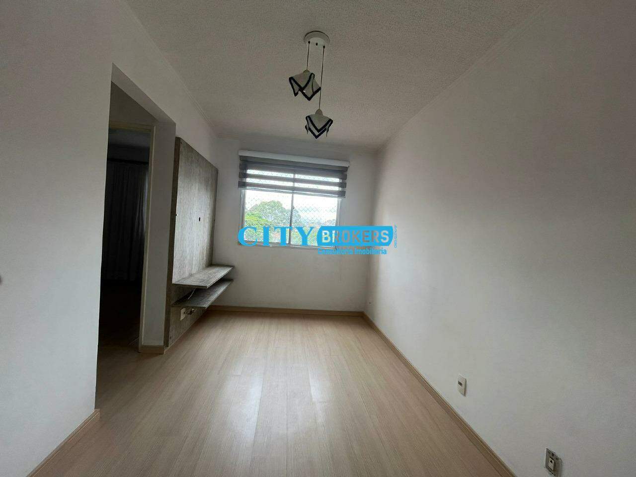 Apartamento à venda com 2 quartos, 44m² - Foto 1