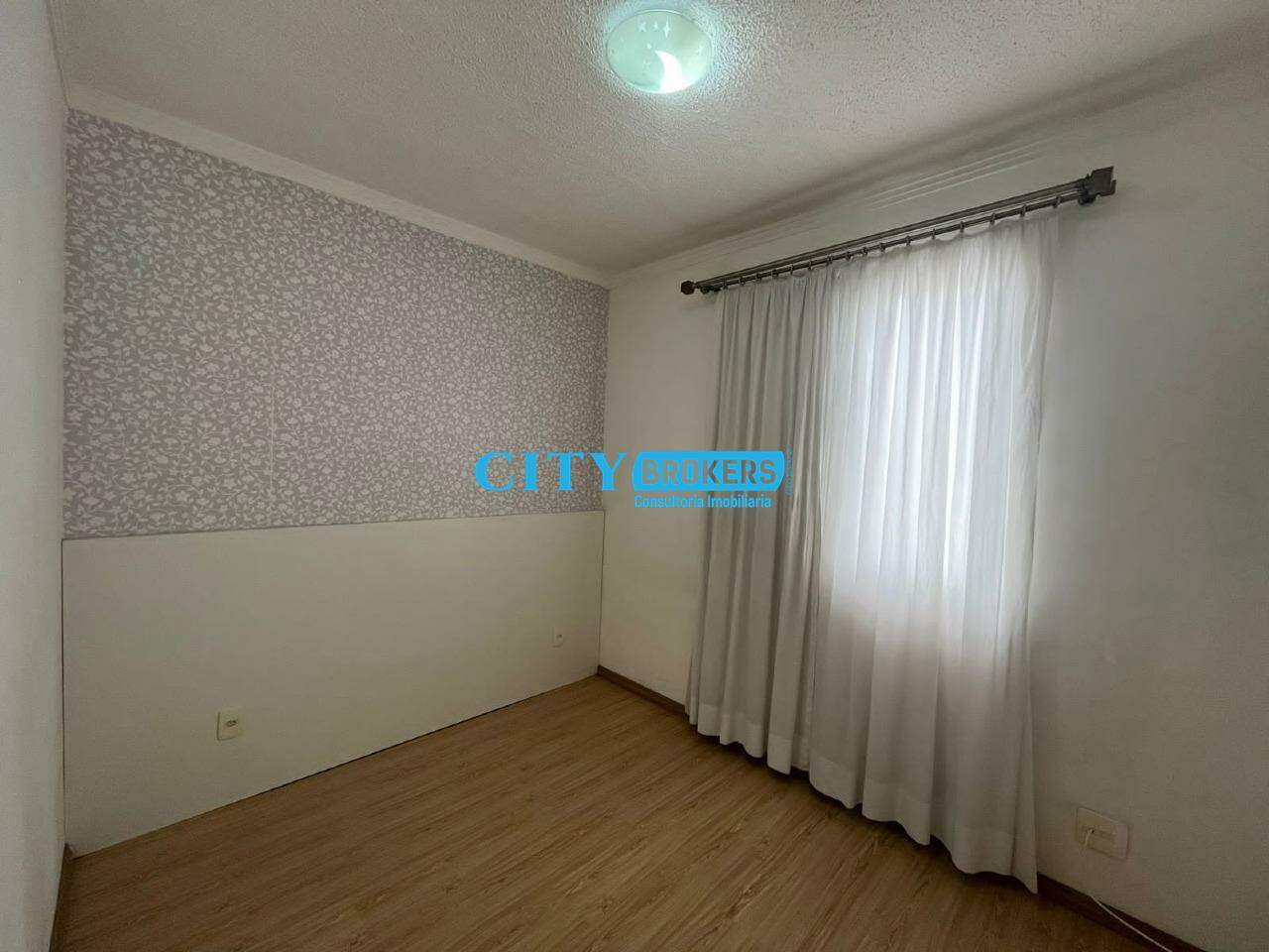 Apartamento à venda com 2 quartos, 44m² - Foto 4