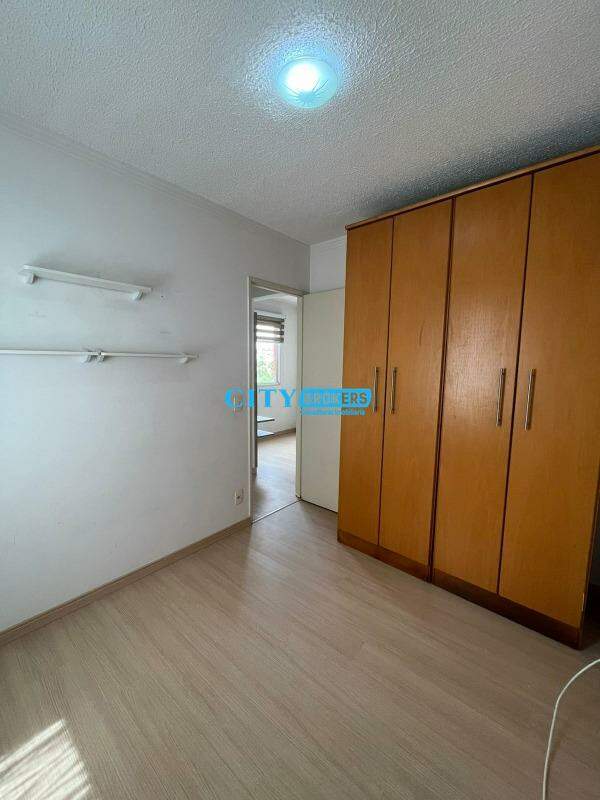 Apartamento à venda com 2 quartos, 44m² - Foto 3