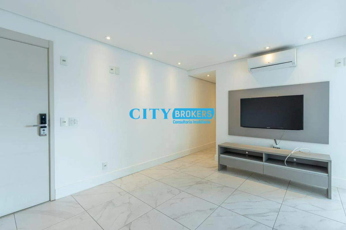 Apartamento para alugar com 2 quartos, 70m² - Foto 9