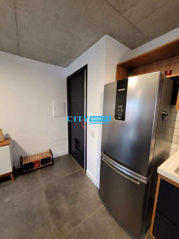 Apartamento à venda com 2 quartos, 70m² - Foto 11