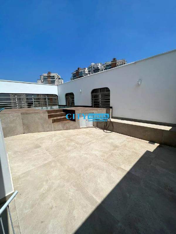 Cobertura à venda com 4 quartos, 220m² - Foto 5