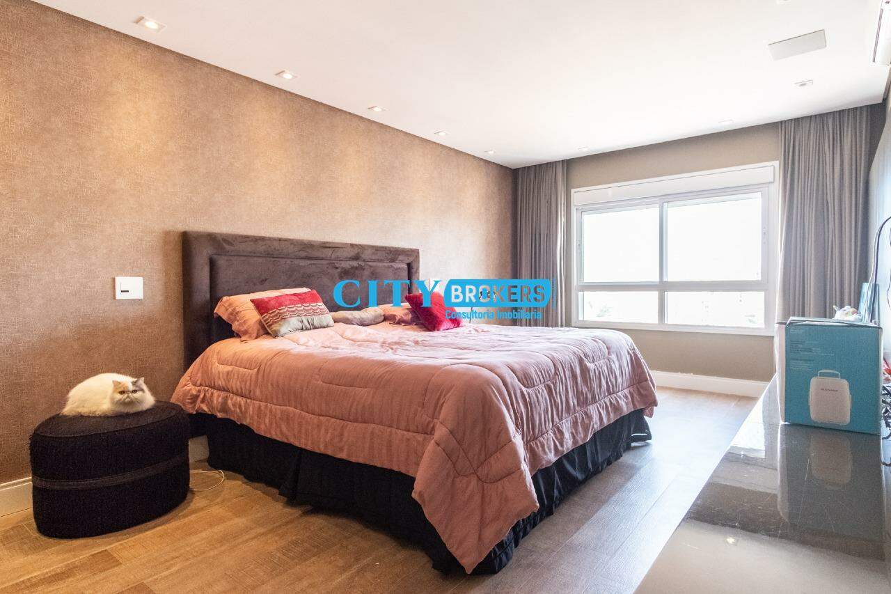 Apartamento à venda com 4 quartos, 250m² - Foto 7