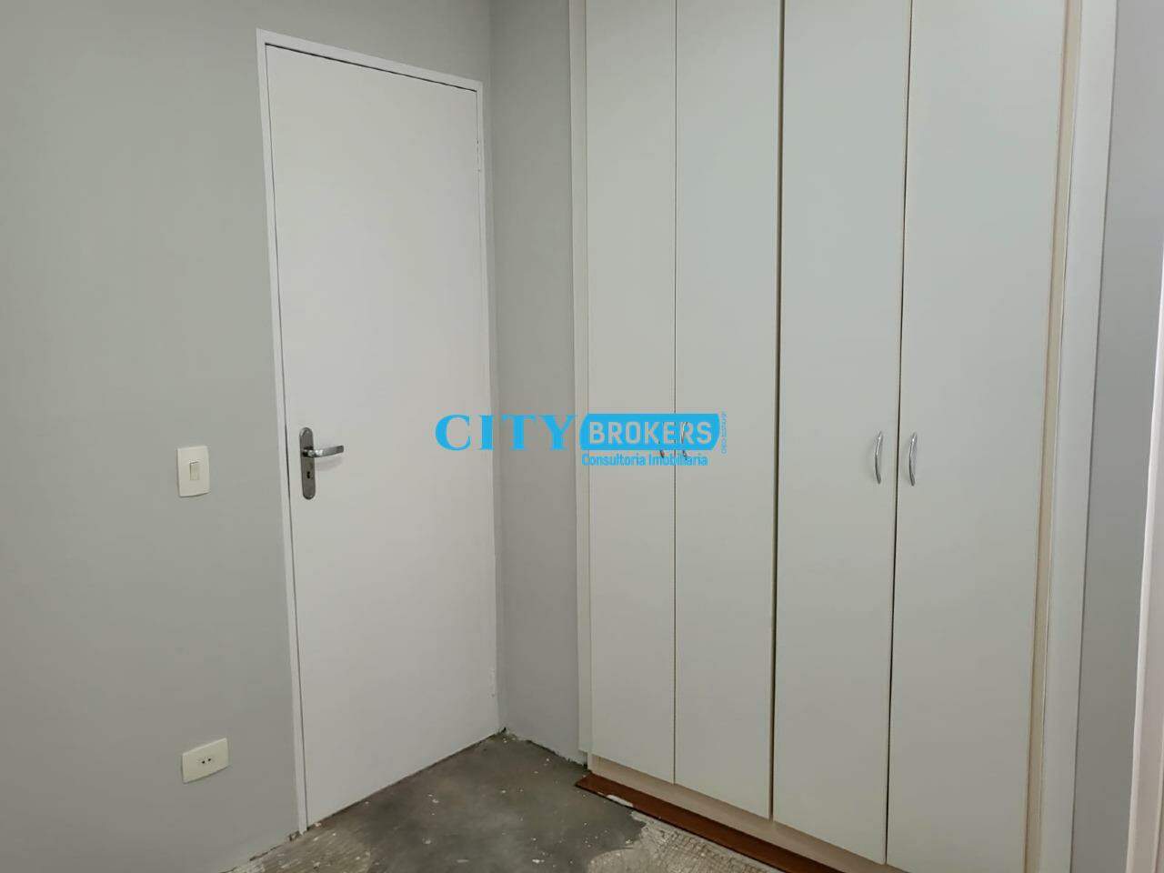 Apartamento à venda com 2 quartos, 70m² - Foto 23