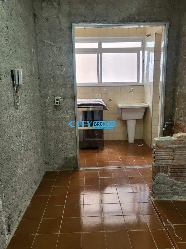 Apartamento à venda com 2 quartos, 70m² - Foto 10