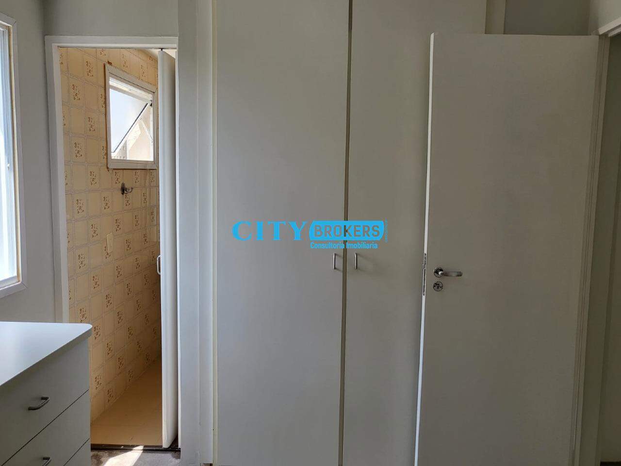 Apartamento à venda com 2 quartos, 70m² - Foto 17