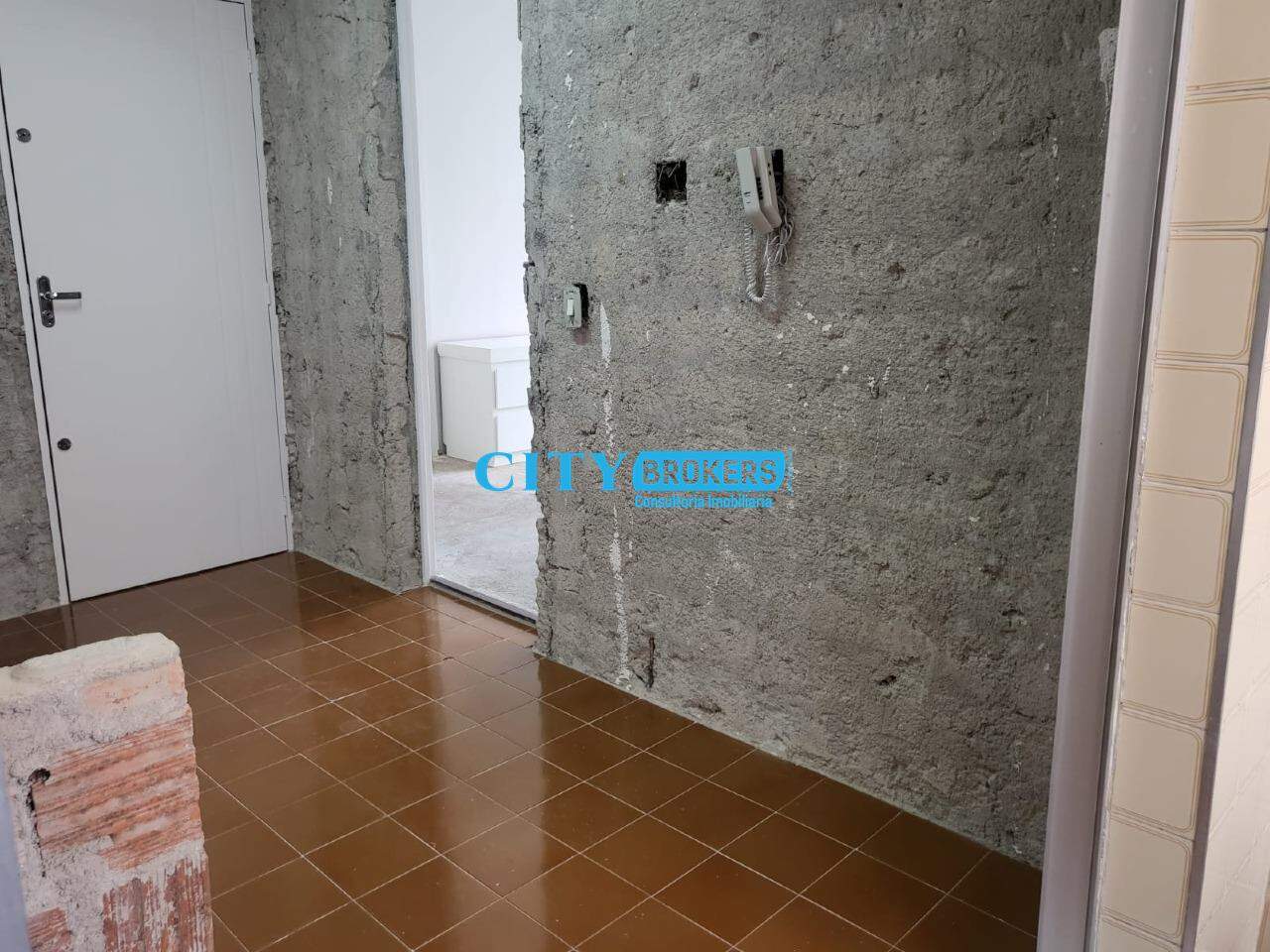 Apartamento à venda com 2 quartos, 70m² - Foto 11