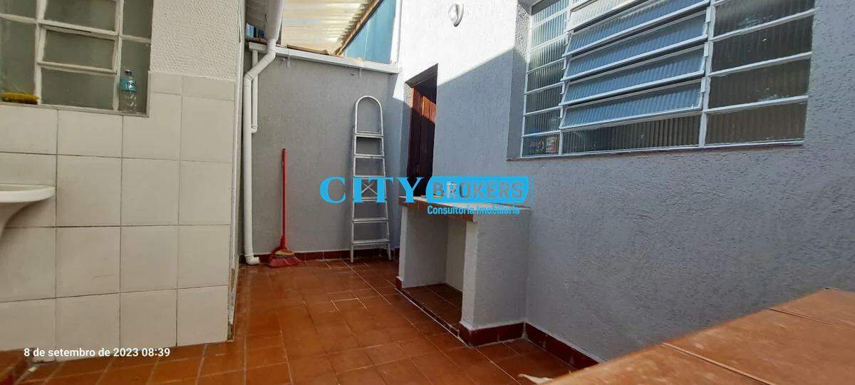 Casa para alugar com 3 quartos, 200m² - Foto 19