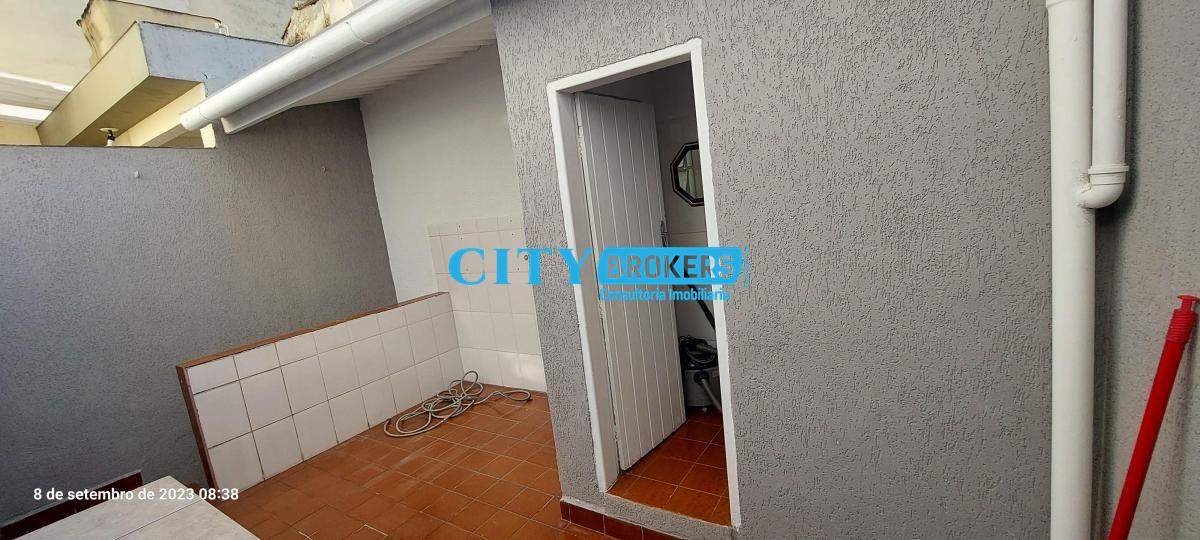 Casa para alugar com 3 quartos, 200m² - Foto 16