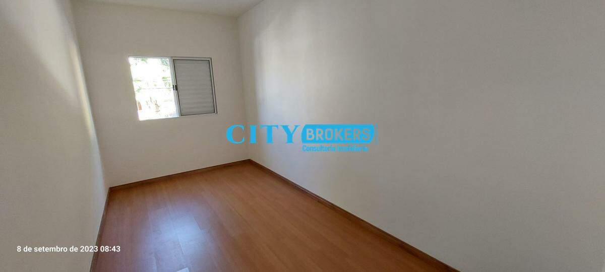 Casa para alugar com 3 quartos, 200m² - Foto 11