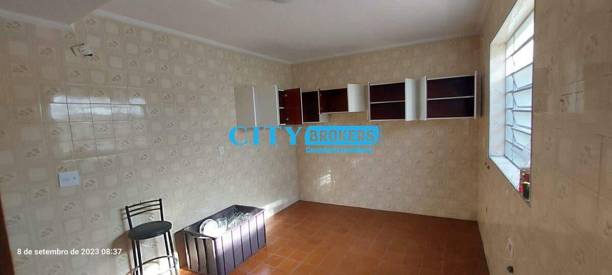 Casa à venda com 3 quartos, 200m² - Foto 20