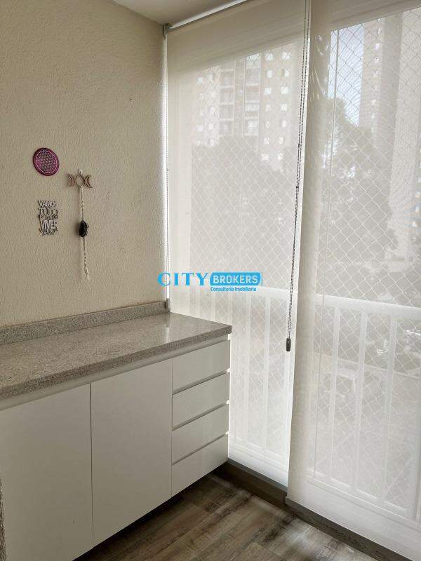 Apartamento à venda com 3 quartos, 68m² - Foto 2