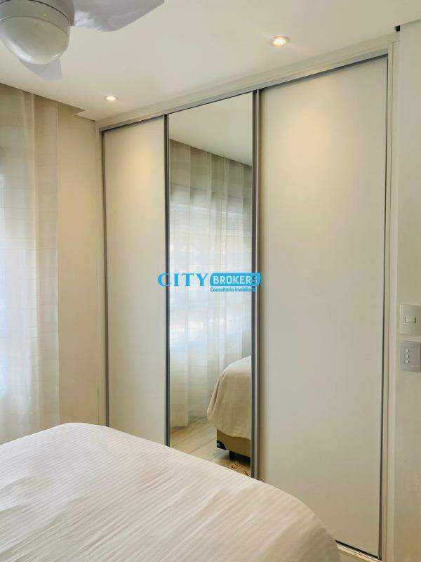 Apartamento à venda com 2 quartos, 70m² - Foto 13