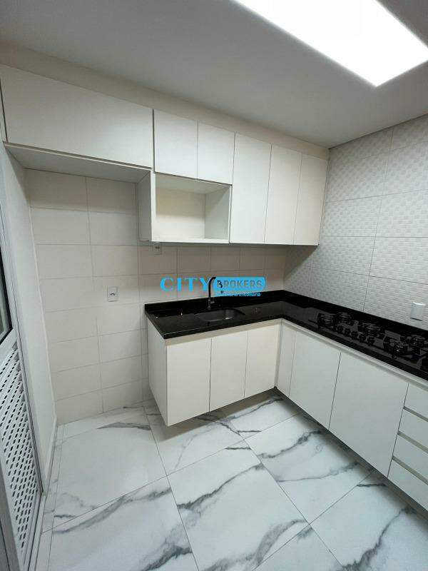 Apartamento à venda com 2 quartos, 66m² - Foto 16