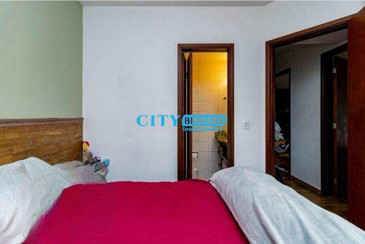 Apartamento à venda com 3 quartos, 93m² - Foto 13