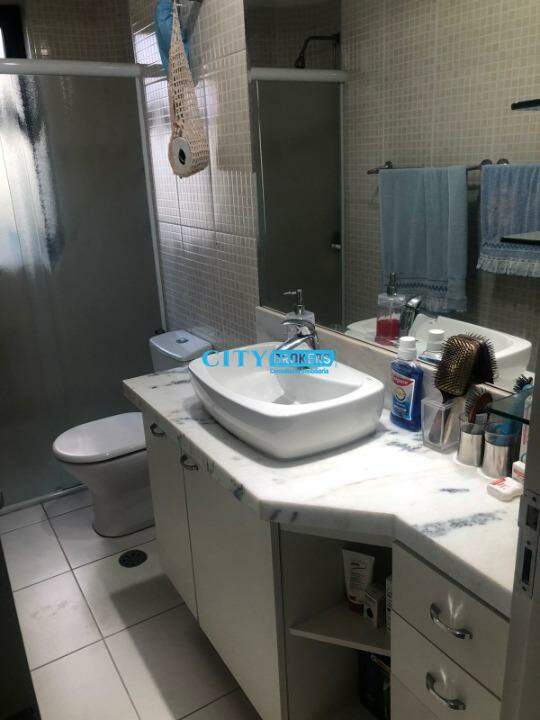 Apartamento à venda com 4 quartos, 277m² - Foto 18