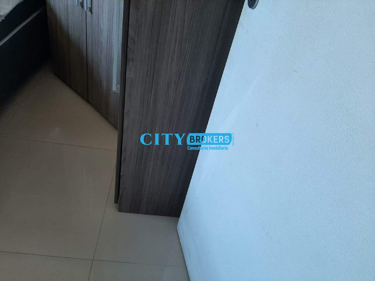 Apartamento à venda com 2 quartos, 42m² - Foto 8