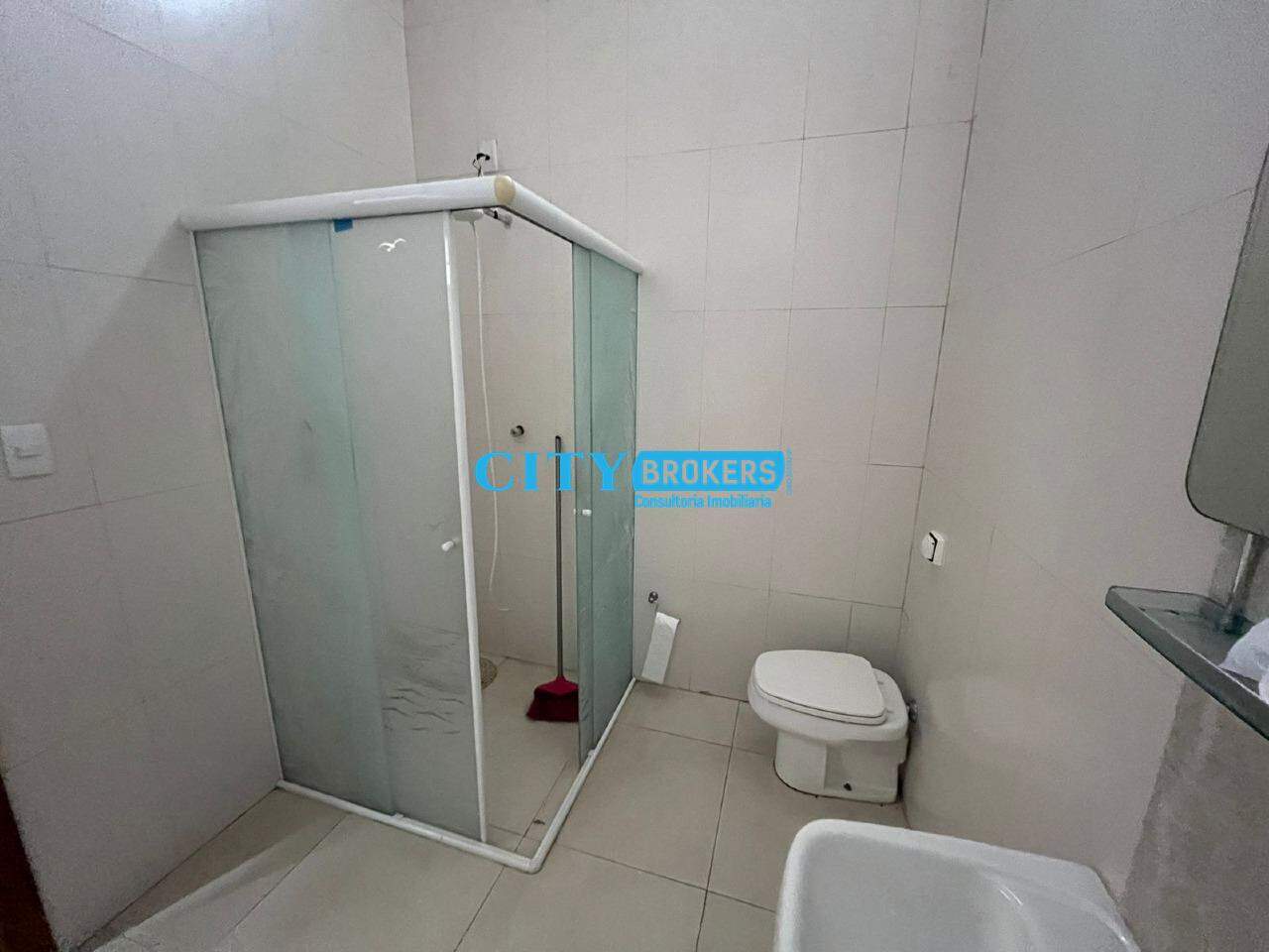 Sobrado à venda com 3 quartos, 900m² - Foto 20