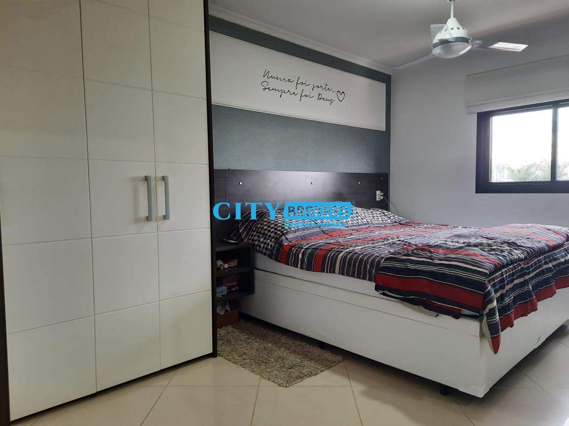 Apartamento à venda com 3 quartos, 128m² - Foto 15